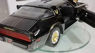 PONTIAC FIRE BIRD TRANS AM 1980 DO FILME AGARRA-ME SE PUDERES 2