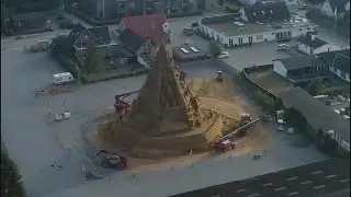 World's tallest sandcastle built in Denmark