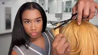 ASMR Giving You a $1 Haircut In The School Bathroom *I&rsquo;m a Scammer 💵✂️ ASMR Haircut Role-play 
