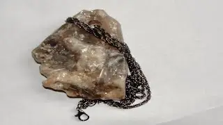Cutting a Gemstone: Creating Jewelry From Quartz