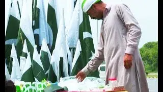 Road side stalls in Islamabad for celebrate 14th August