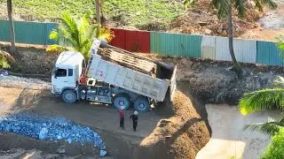 DumpTruck SHACMAN Transport Sand Filling Land With Dozer Mini Push