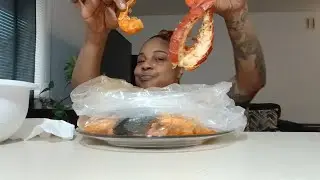 BIG SEAFOOD BOIL LOTS OF BURPING AND SNEEZING 🤕 