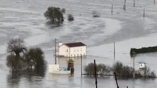 PORTUGAL DEBAIXO DE &Aacute;GUA - CHEIAS NO TEJO! BIG FLOODING IN PORTUGAL DUE TO RECORD RAINS! 