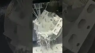 Mastering Complexity: 5-Axis Simultaneous CNC Machining | Precision in Motion