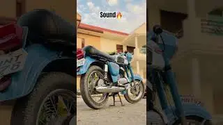 Old jawa yezdi 250 classic 1980 exhaust sound 🔥#shorts #vintage #jawa #yezdi #yezdiclassic