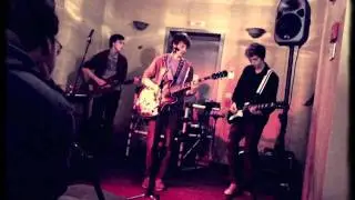 The Carpetbaggers Play The Strokes!