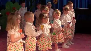 Grupa Piccolo 3-latki (''NUTKA'' Nowa Iwiczna - Dzień Mamy i Taty) 21.5.2014