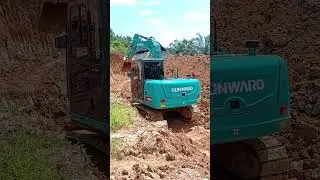apaan tuh #excavator #alatberat #beko #bulldozer