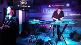 17-04.17 - LIVE105 Live Lounge: the xx - Hold On