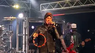 Buckcherry “Lit Up” live 2025