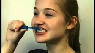Poway CA Cosmetic Dentist Provides Patient Education - Proper Tooth Brushing to Prevent Gum Disease