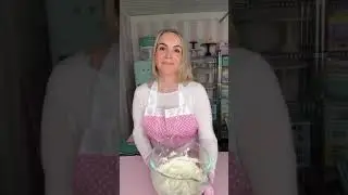 Подпишитесь на Мануэлу Кейлен @passionforbaking и узнайте о ее пути и страсти к выпечке.