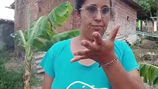 Mesmo Pouco, Eu Cuido Regando o que Sobrou da Horta