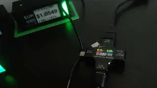 TickrMeter parallel charging with one USB-C cable