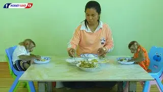 Smart Baby Luna With Adorable Kako Joining Lunch With Mom
