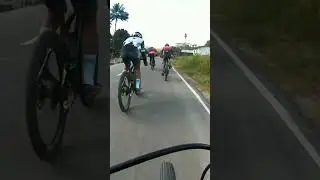 gravel bike hinabol ang 1kilometer break away 45kph😱