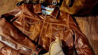 Trucker Jacket in brown pull-up leather
