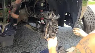 2007 - 2013 Chevy Avalanche front brake pads replacement 
