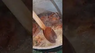 Pui &icirc;ntreg la ceaun