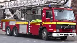 Humberside Fire & Rescue - 3x Vehicle Congragation At Central Fire Station, Hull