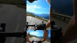 Pyr&eacute;n&eacute;es cycling 😍 #cycling #mountains #pov