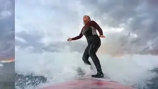 Surfing over 50 (sea-sirene)