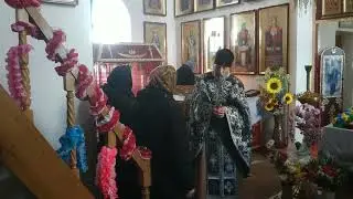 Церква Параскеви Сербської Степанівка.Поминальна субота.