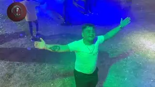 ÇUBUKLU CEM ÇALAR ŞAHİN YILMAZ ÇILGINLAR GİBİ OYNAR :)  OLAY TÜRKMEN DÜĞÜNÜ