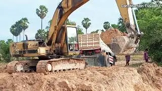 See This! CAT E200B Excavator Construction Work