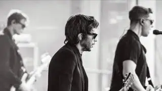 Take you on a cruise - Interpol (Lyrics)