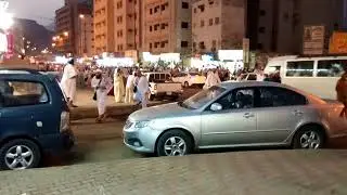 Makkah-sehabis sholat subuh berjamaah-menuju hotel jarwal al keswah maktab 49