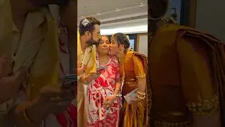 ബോക്സർ താരം മേരികോം ഭർത്താവിനൊപ്പം അമ്മയെ ഉമ്മ വെച്ചു ❤️ പിടി ഉഷയുടെ മകന്റെ കല്യാണത്തിന് കേരളത്തിൽ 😍