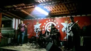 Banda Alcool dia 11/02/2012 anivers&aacute;rio de Fabiano Xar&aacute;: 12022012001.mp4