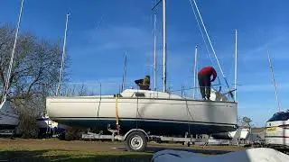 MAST RAISING SYSTEM Stepping the mast on our Trailer Sailer Jeanneau Sun 2000