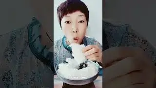 ASMR FLUFFY ICE EATING #mukbang #eating #iceeating #ice #fluffyice