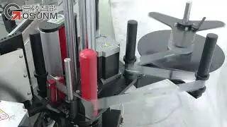 Cosmetic Jars Tabletop round bottle label machine with transparent sensor and auto feeder receiver