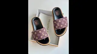 Женские шлепанцы Louis Vuitton Луи Виттон LV Pool Pillow Comfort мюли шлепки сланцы