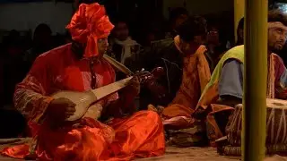 B&Acirc;ULS DU BENGALE - CHANTS B&Acirc;ULS - SHANTINIKETAN POUSH MELA - BENGALE - INDE - CHANT 19