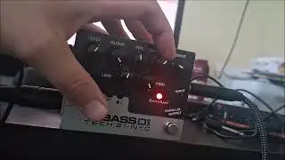 Bass Preamp series   Tech 21 VT Bass DI