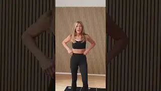 Jennifer Anniston Pvolve Plank Challenge!       #shorts #pvolve #jenniferaniston #workoutroutine