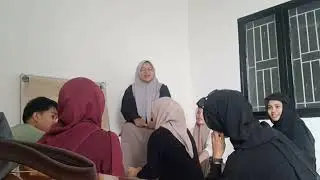 Mengajar dengan metode 