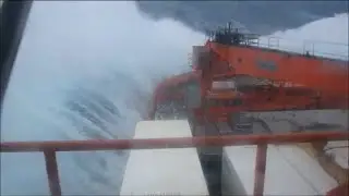 Huge Waves in the Southern Ocean