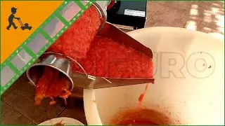 Passapomodoro con Banchetto Reber 9011 NX: come funziona la spremipomodoro con motore da 0,53 HP