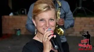 Camelia Ciuca omule de ce muncești Live 2014