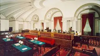 Old Supreme Court Chamber | Wikipedia audio article