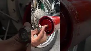 Biker installed a peephole in the motorcycle exhaust#EverydayCuriosity #RealLife #UrbanStory