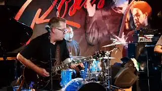 Brian Lupo Band :: Live at Rosa's Lounge