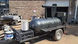 250 Gallon Offset Smoker with Fully Insulated Firebox Custom Bbq Smoker Trailer for sale rental