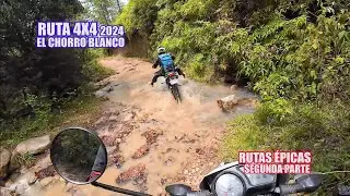 Calle a Chorro Blanco en Dulce Nombre de María, Chalatenango, EL SALVADOR, Bastante Extremas